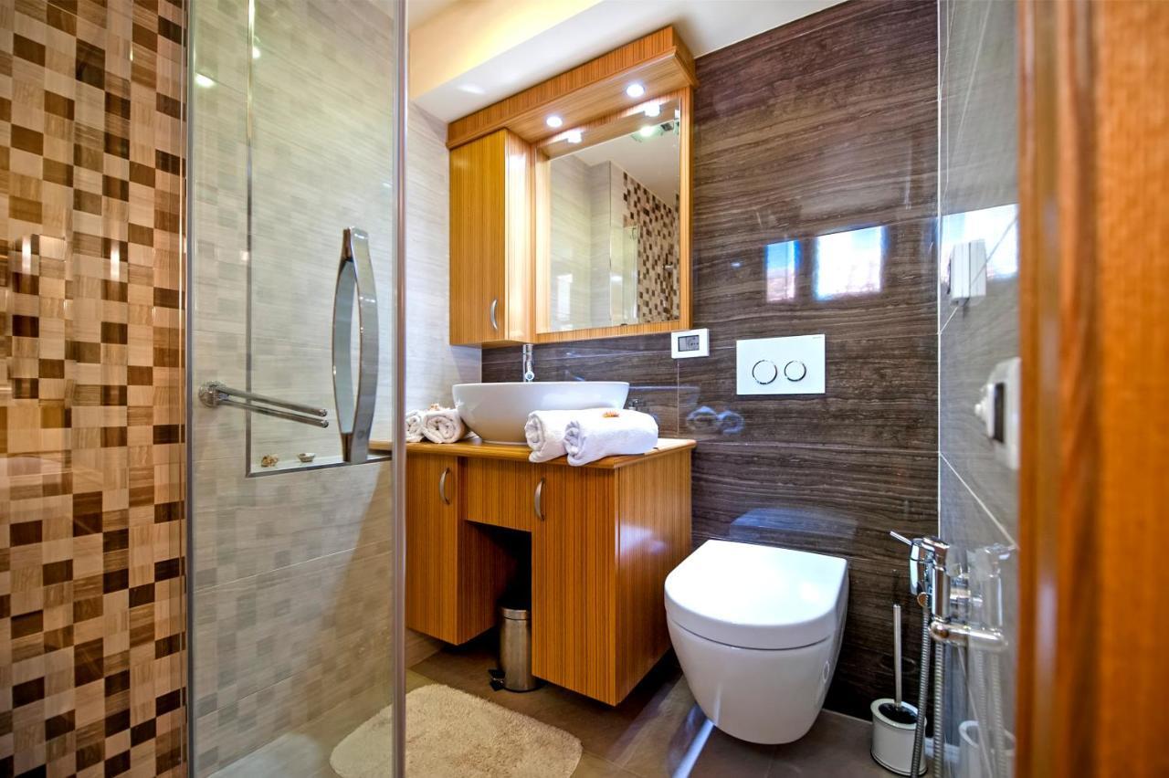 Guest House Golden Goose Rovinj Exterior photo