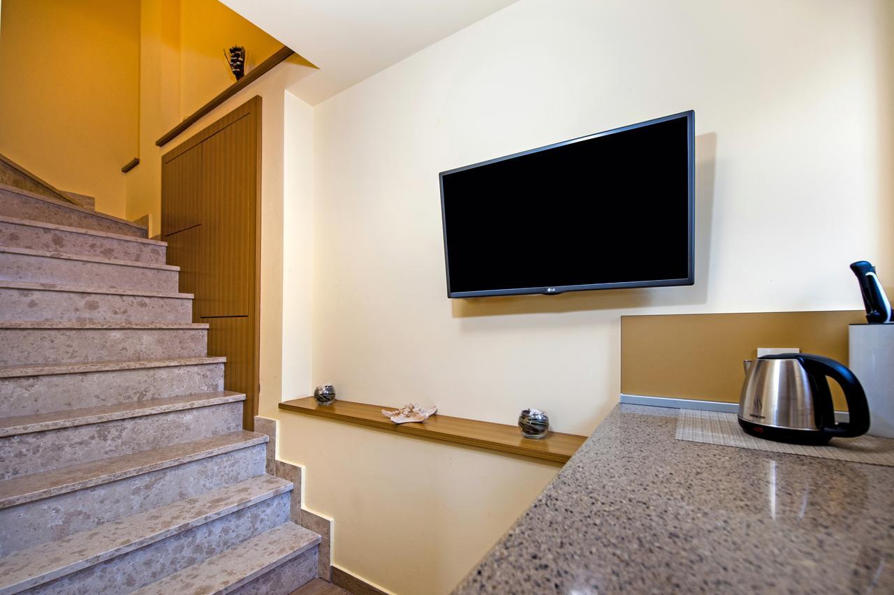 Guest House Golden Goose Rovinj Exterior photo