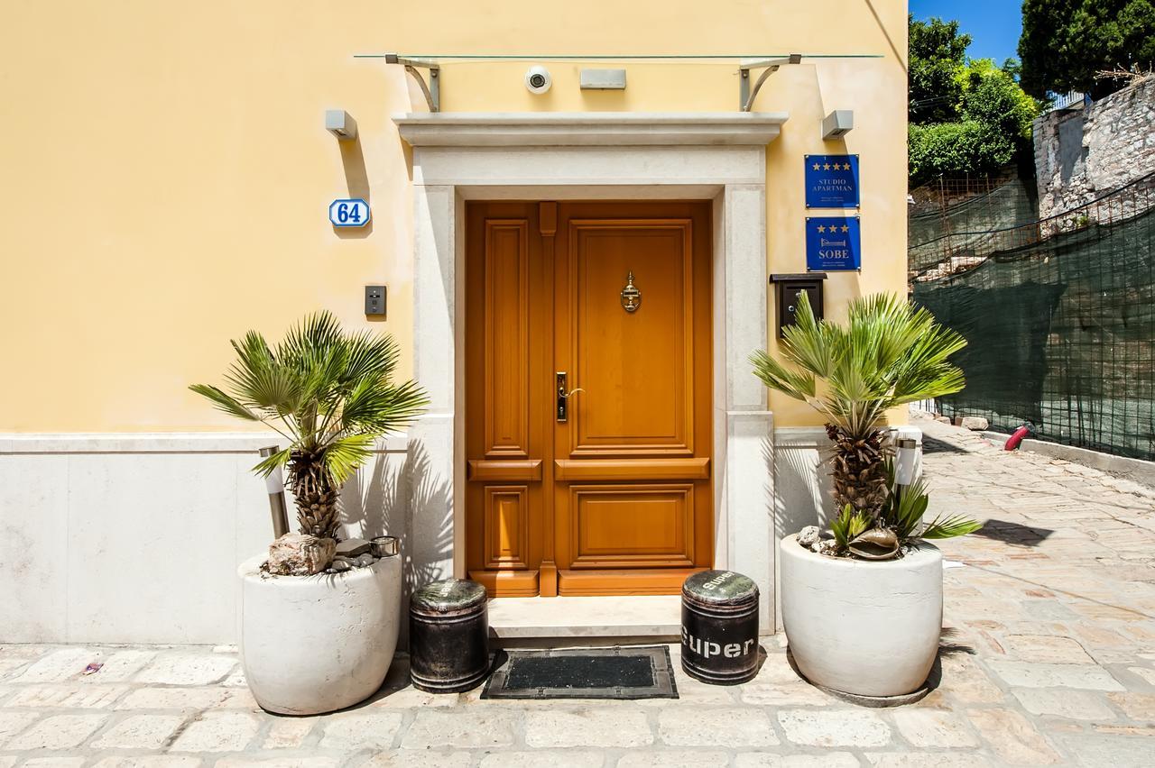 Guest House Golden Goose Rovinj Exterior photo